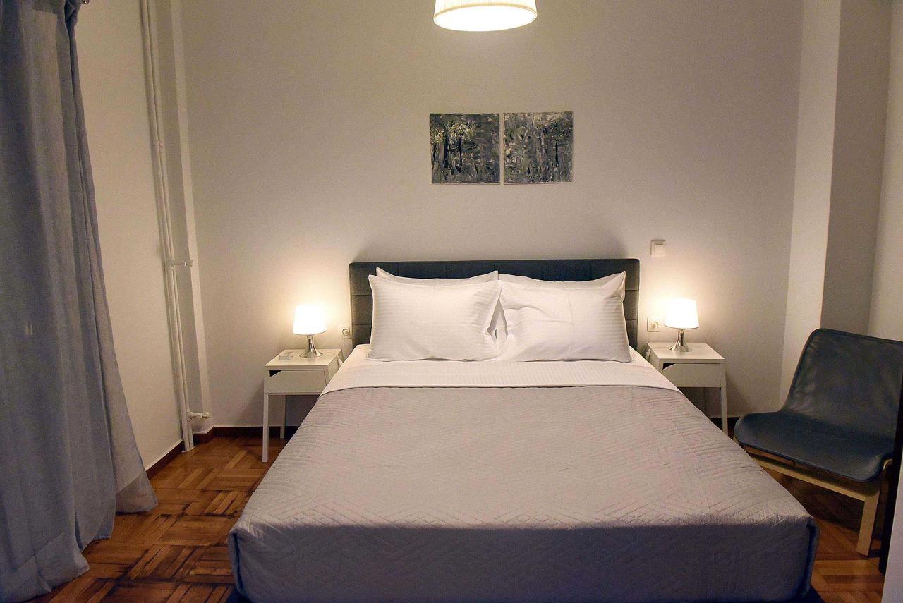 Pnyka 1 * Athens